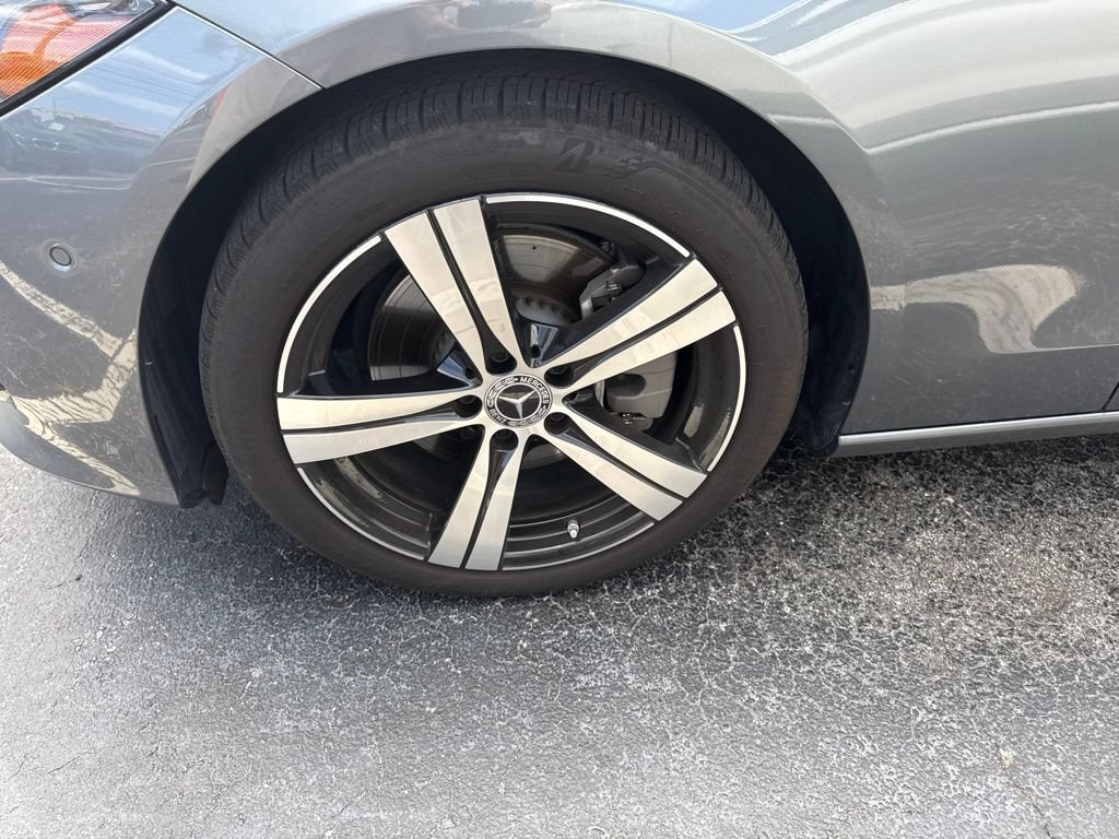 Used 2024 Mercedes-Benz C 300 Sedan image 6