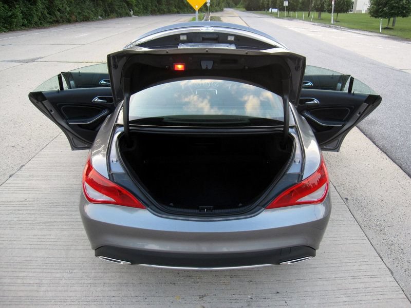 Used 2018 Mercedes-Benz CLA 250 4MATIC image 29