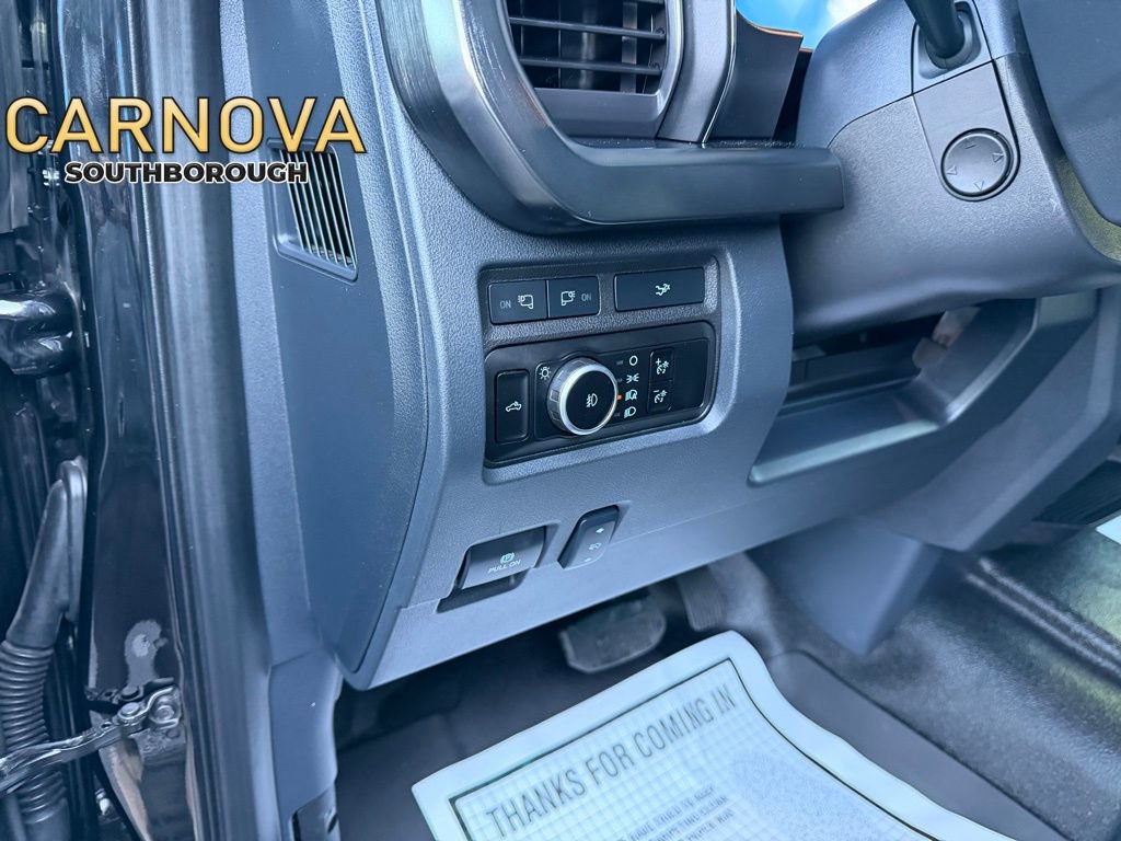 Used 2023 Ford F250 Lariat w/ FX4 Off-Road Package image 11