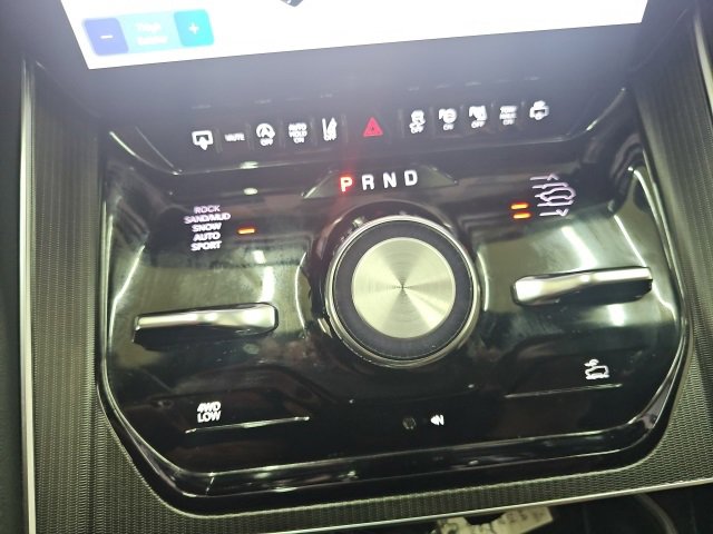 Used 2024 Jeep Grand Wagoneer Series II w/ Quick Order Packagew 28T image 22