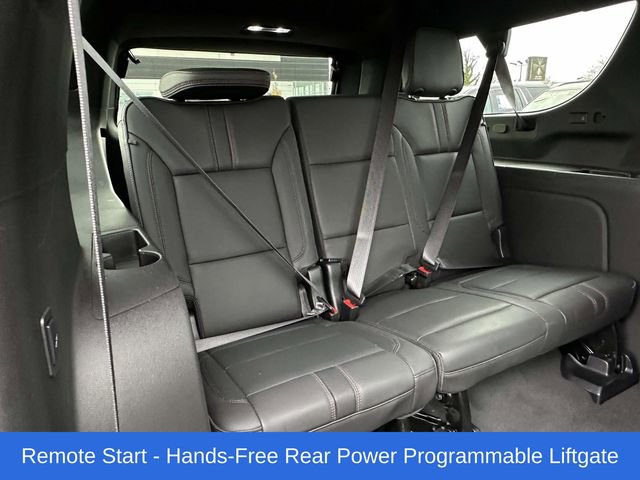 Used 2024 Chevrolet Suburban RST w/ Luxury Package image 17