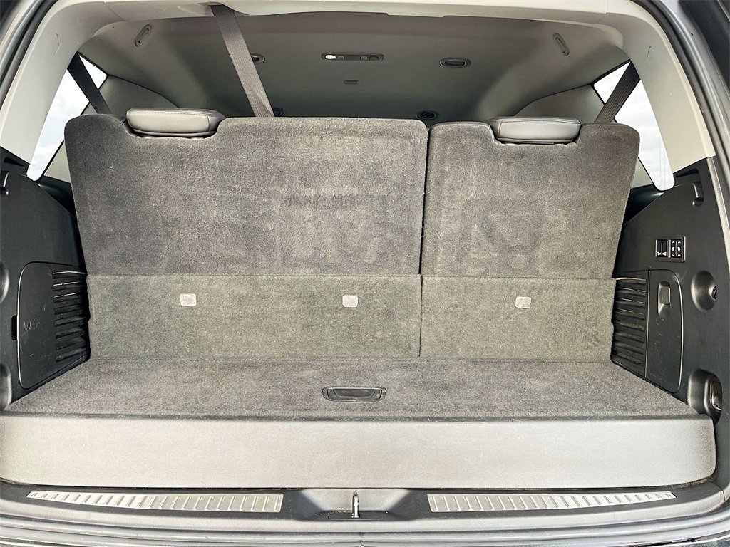 Used 2020 Cadillac Escalade Premium Luxury w/ Escalade Sport Edition image 27