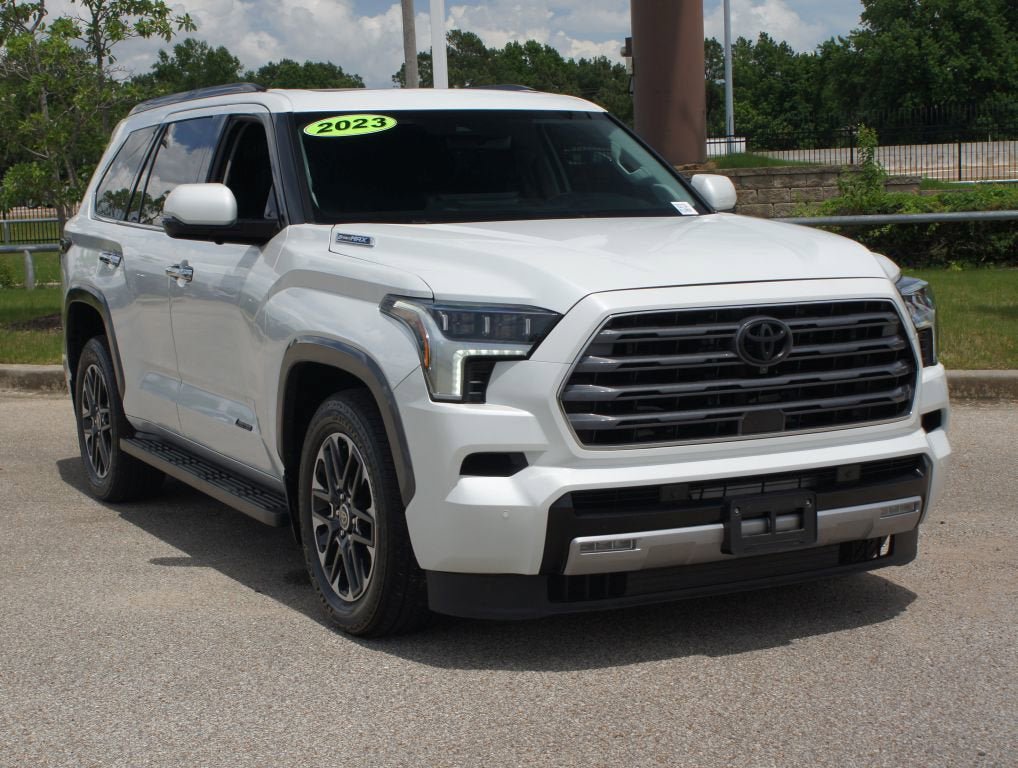 Used 2023 Toyota Sequoia Limited w/ Tow Technology Package AWD/4WD image 25