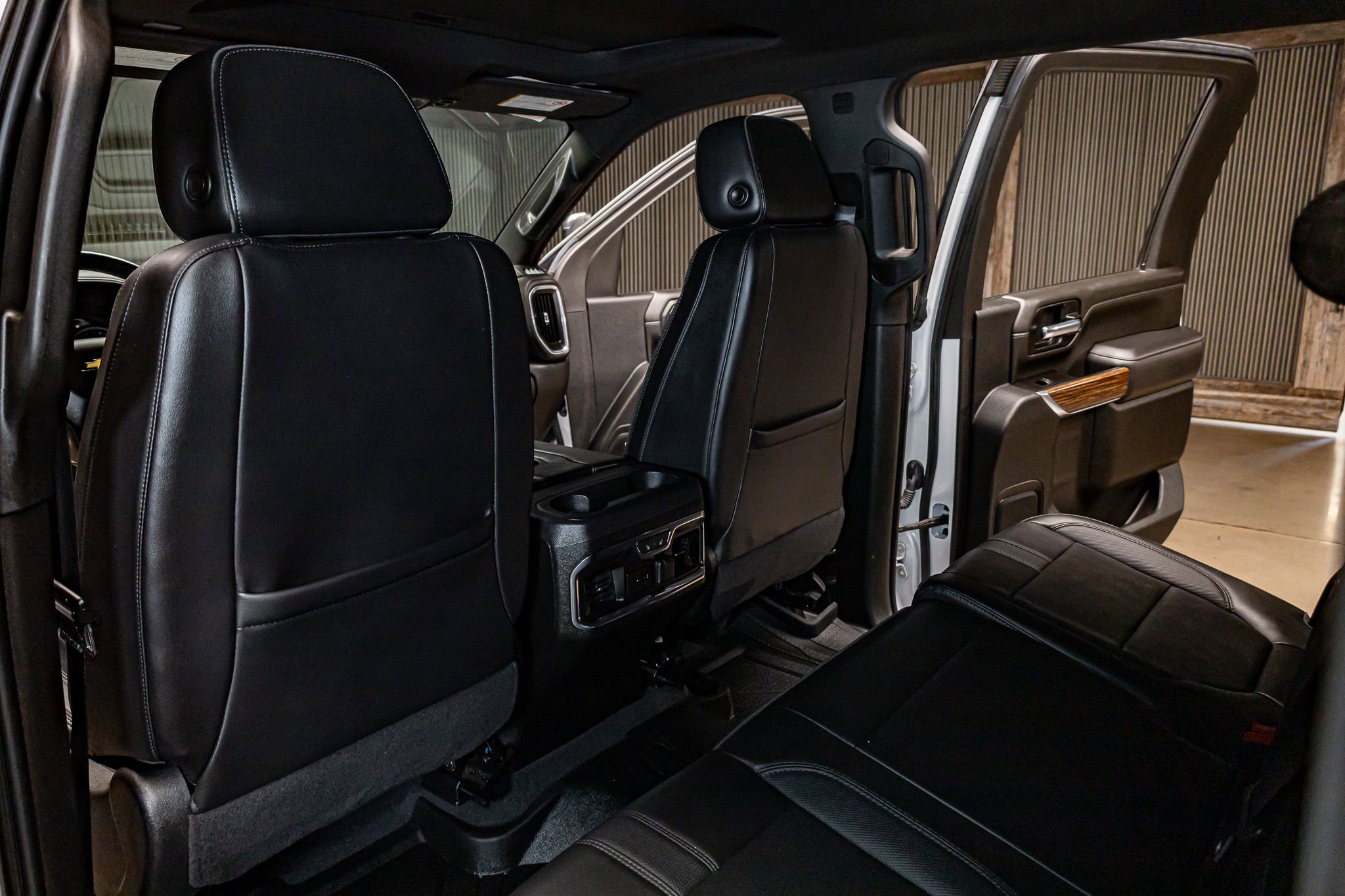 Used 2021 Chevrolet Silverado 3500 High Country image 20