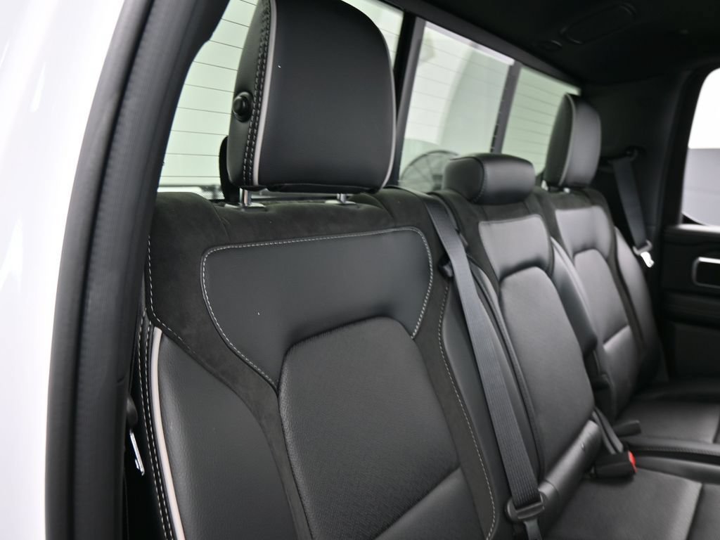 Used 2026 RAM 1500 Laramie w/ Night Edition AWD/4WD image 31