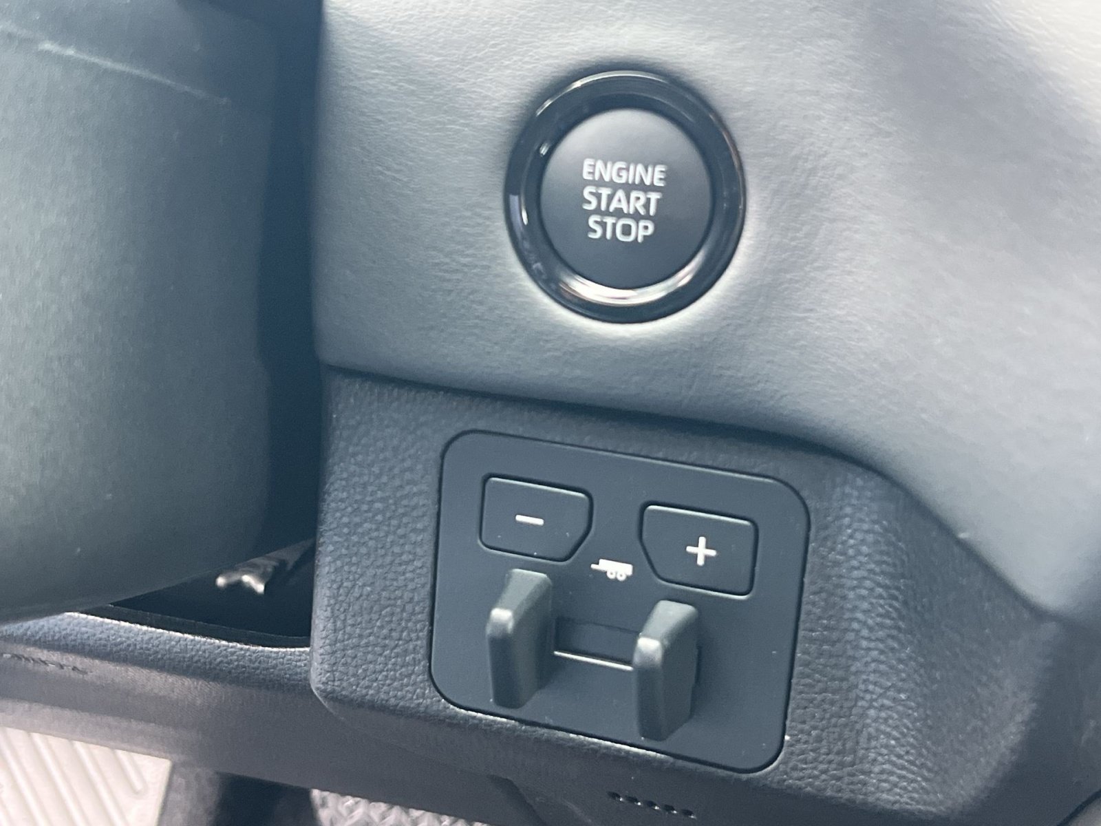 New 2026 Toyota Tundra Platinum AWD/4WD image 27