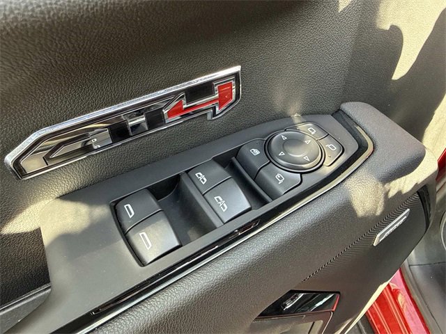 Used 2025 GMC Sierra 1500 AT4 w/ AT4 Premium Package image 9