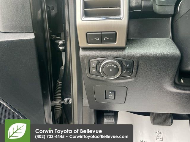 Used 2015 Ford F150 Platinum w/ Equipment Group 701A Luxury image 20