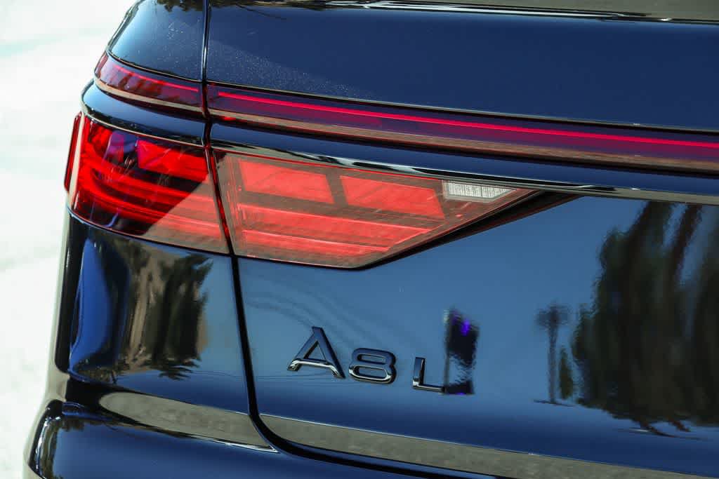 Used 2025 Audi A8 L 3.0T w/ Executive Package AWD/4WD image 9