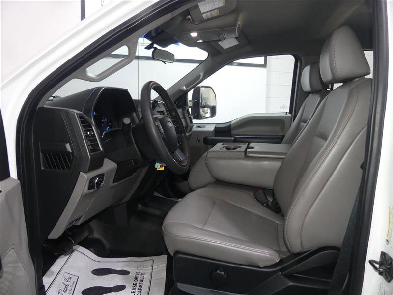 Used 2020 Ford F250 XL w/ Power Equipment Group image 19