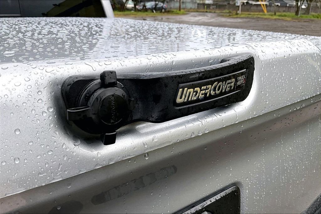 Used 2021 Toyota Tacoma TRD Off-Road w/ Technology Package image 38