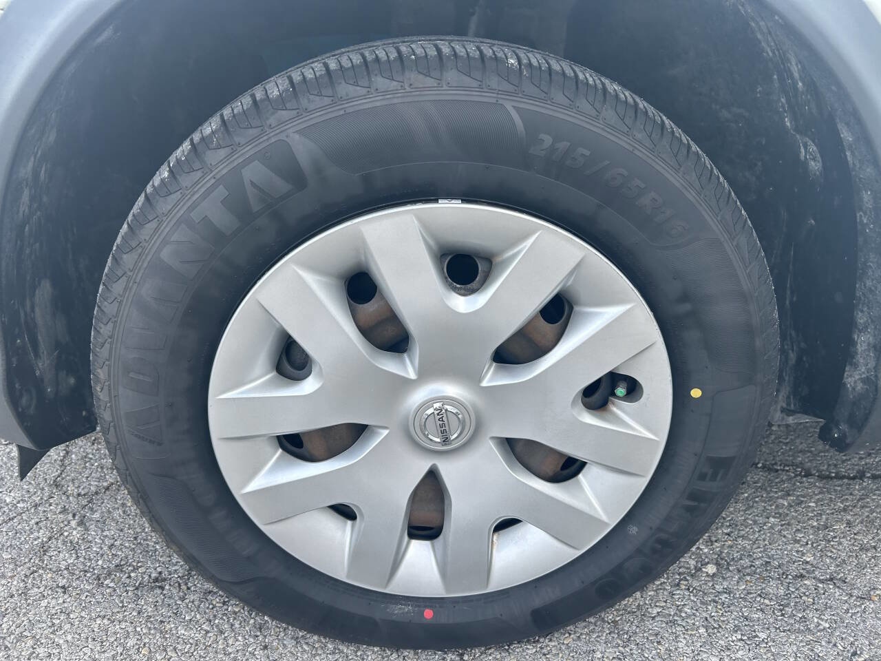 Used 2019 Nissan Rogue Sport S image 15