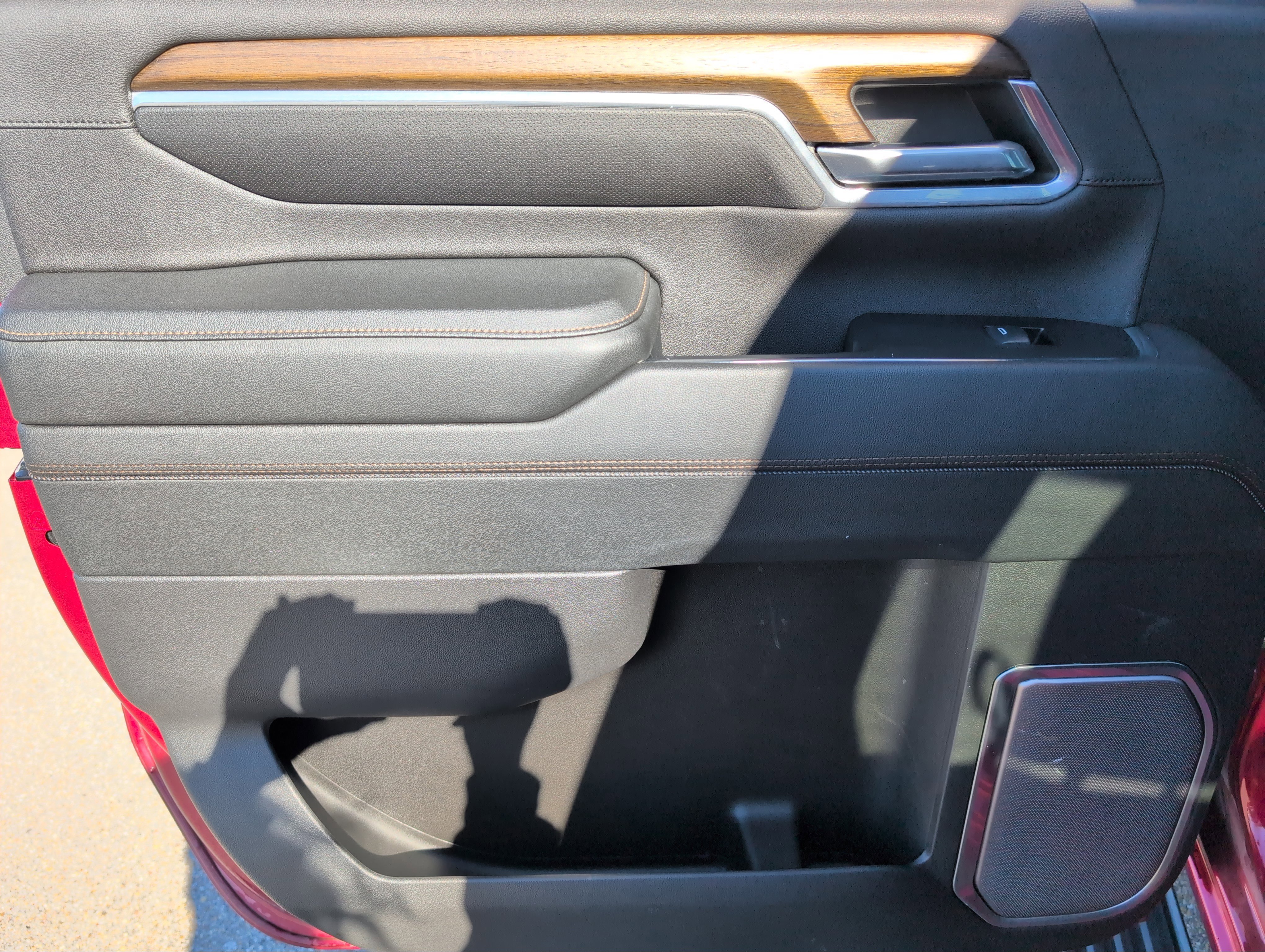 Used 2024 Chevrolet Silverado 2500 High Country w/ High Country Premium Package image 27