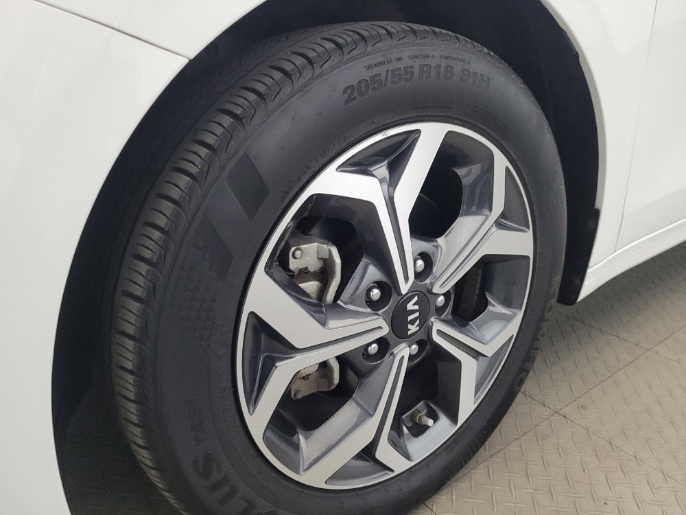 Used 2021 Kia Forte LXS FWD image 31