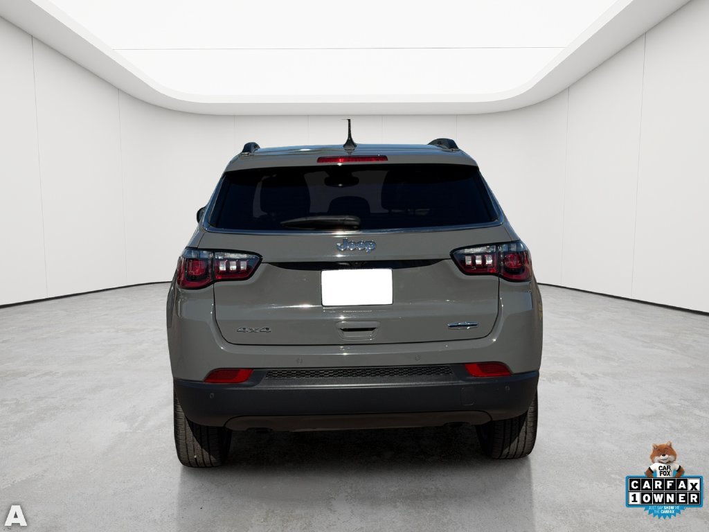 Certified 2023 Jeep Compass Latitude w/ Sun and Sound Group AWD/4WD image 8