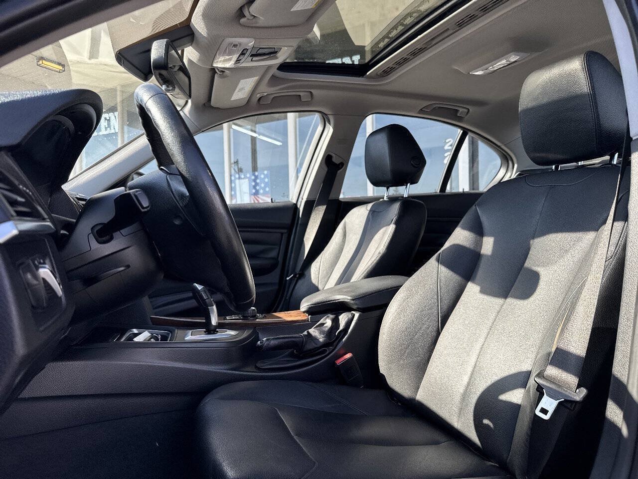 Used 2013 BMW 328i Sedan RWD image 30