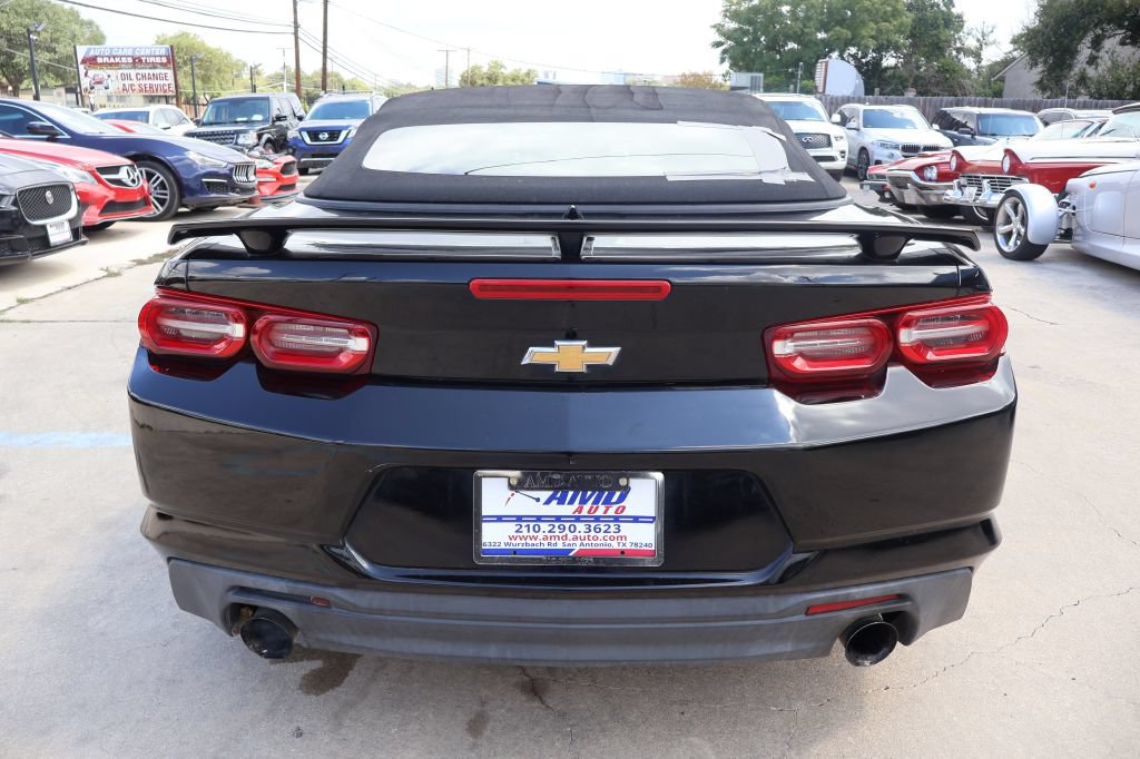 Used 2019 Chevrolet Camaro LT RWD image 6