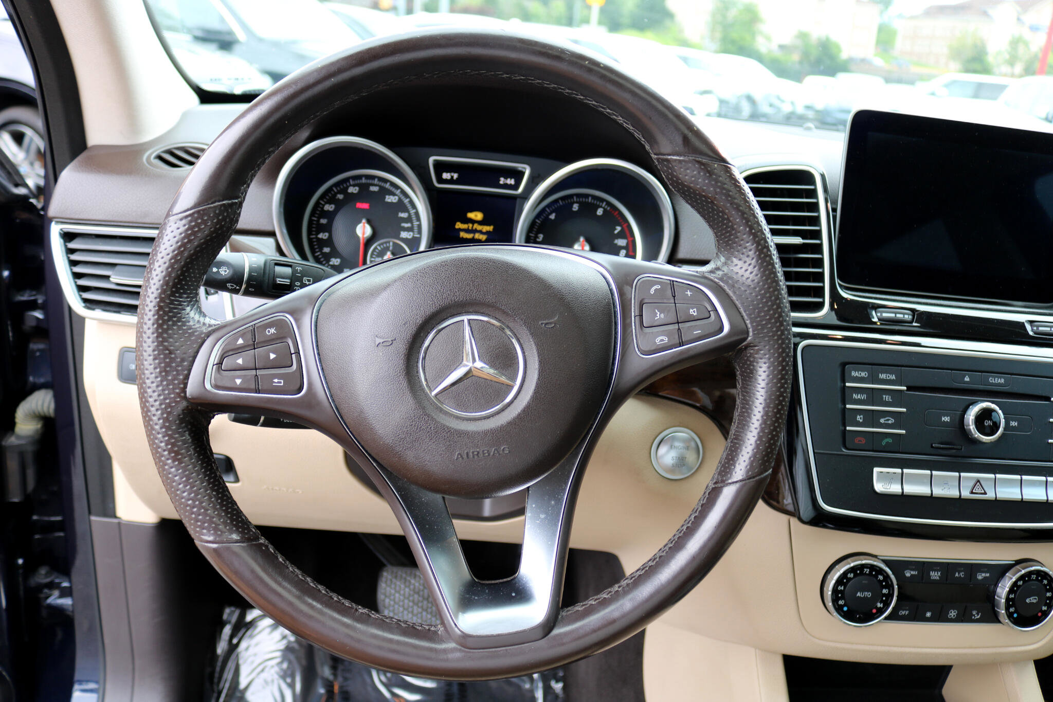 Used 2016 Mercedes-Benz GLE 350 RWD 4dr GLE 350 w/ Premium Package image 21