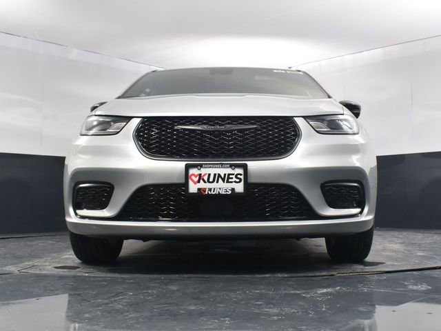 New 2026 Chrysler Pacifica Select w/ S Appearance Package FWD image 55