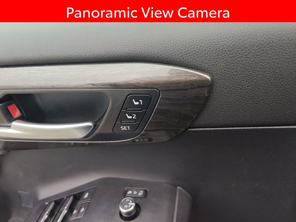 Used 2023 Toyota Highlander Limited image 6