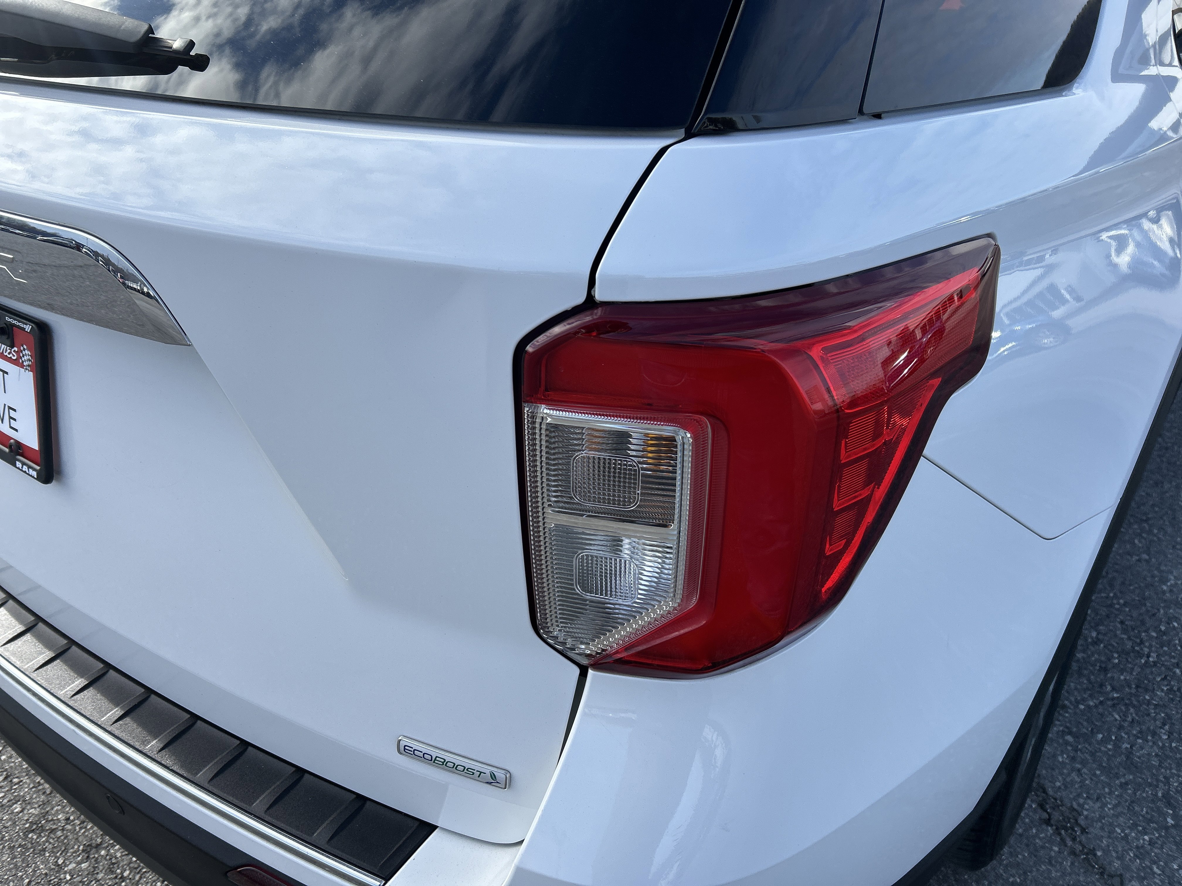 Used 2020 Ford Explorer Limited image 45
