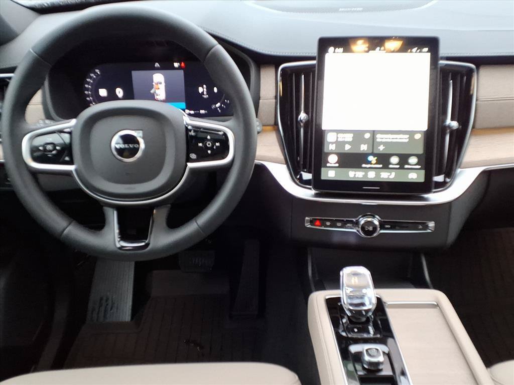 New 2026 Volvo XC90 B6 Plus w/ Protection Package Premier AWD/4WD image 10