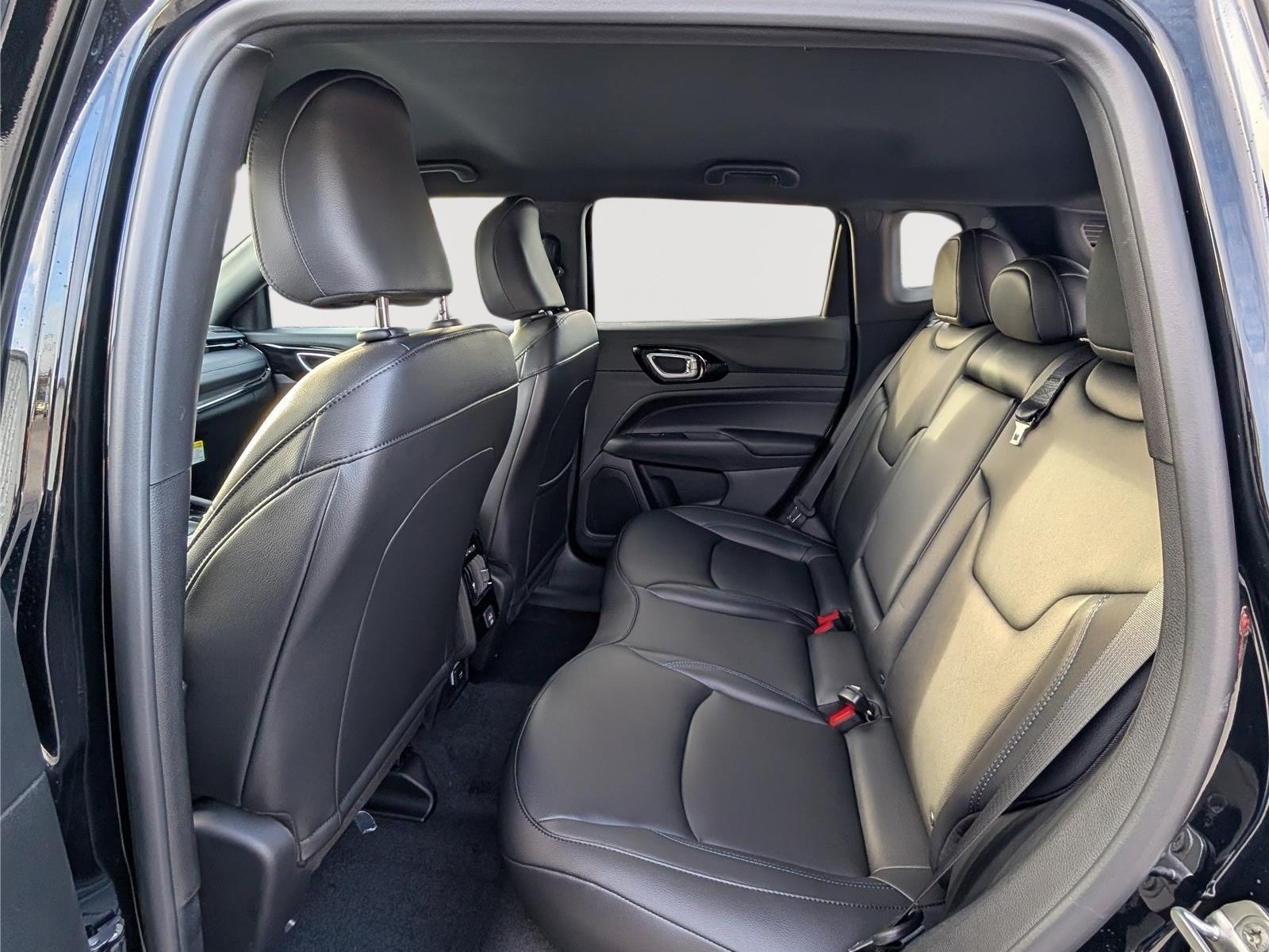 New 2026 Jeep Compass Limited AWD/4WD image 9