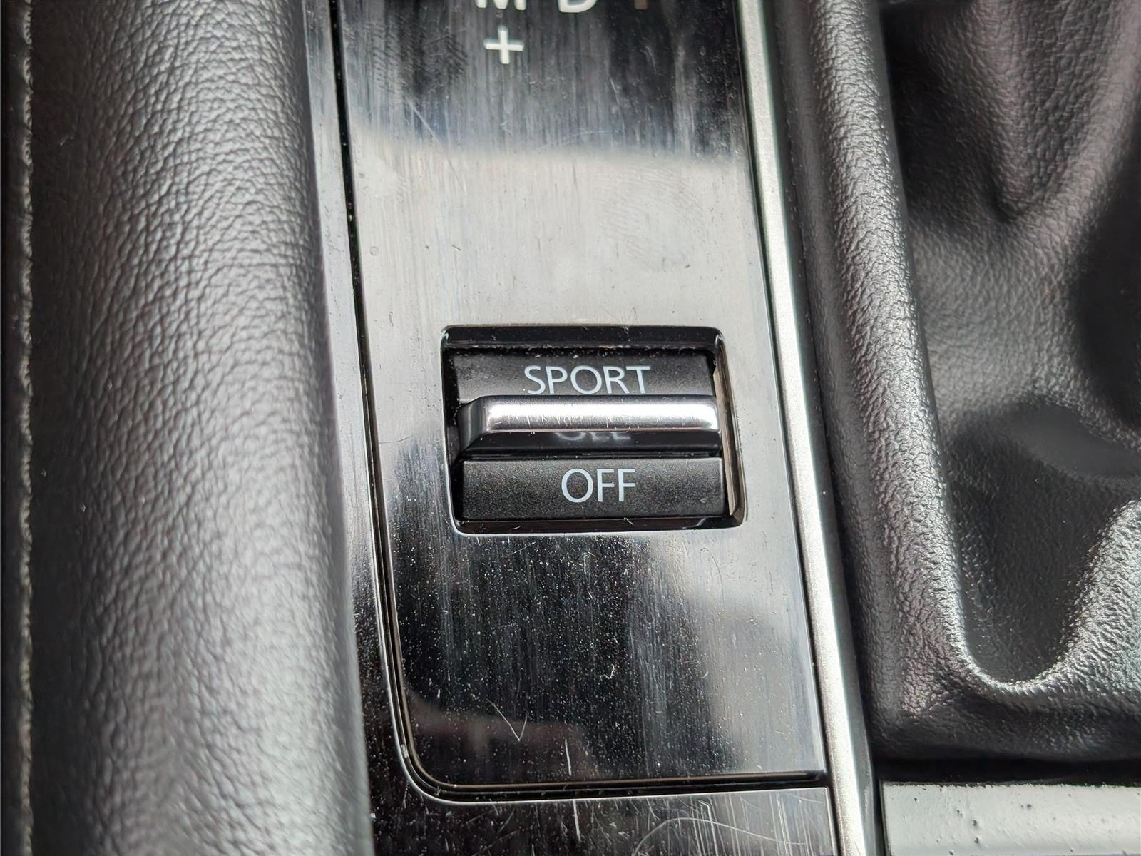 Used 2024 MAZDA MAZDA3 s FWD image 24
