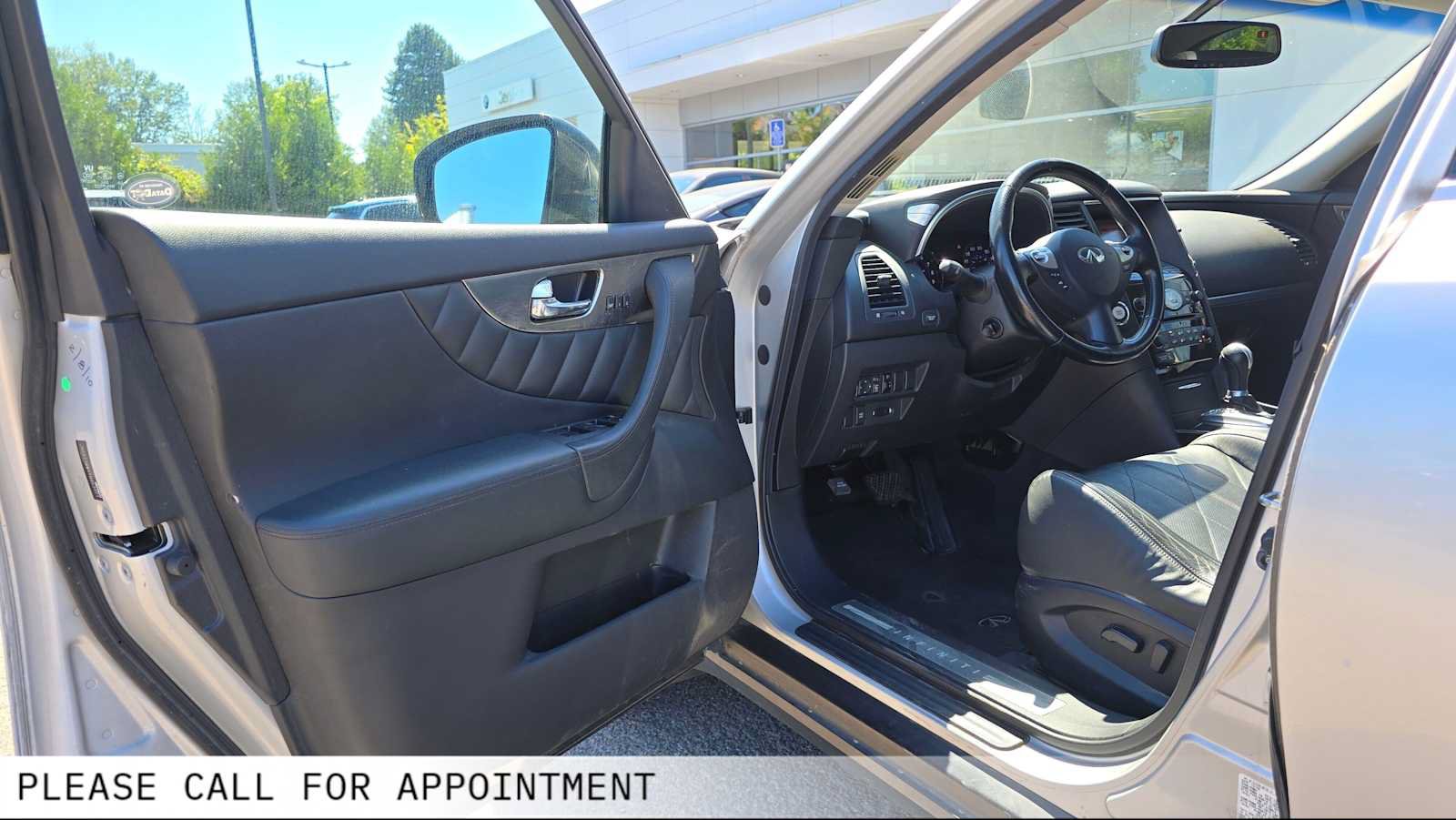 Used 2010 INFINITI FX35 AWD w/ Premium Pkg image 20