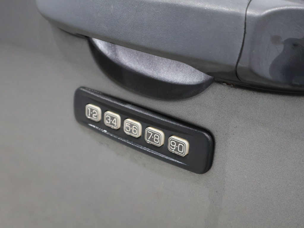Used 2011 Ford Escape XLT w/ 202A Rapid Spec Order Code AWD/4WD image 10