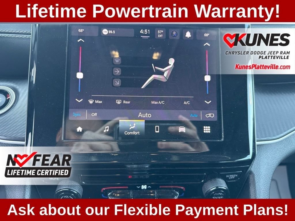 Used 2023 Jeep Grand Cherokee Laredo AWD/4WD image 16