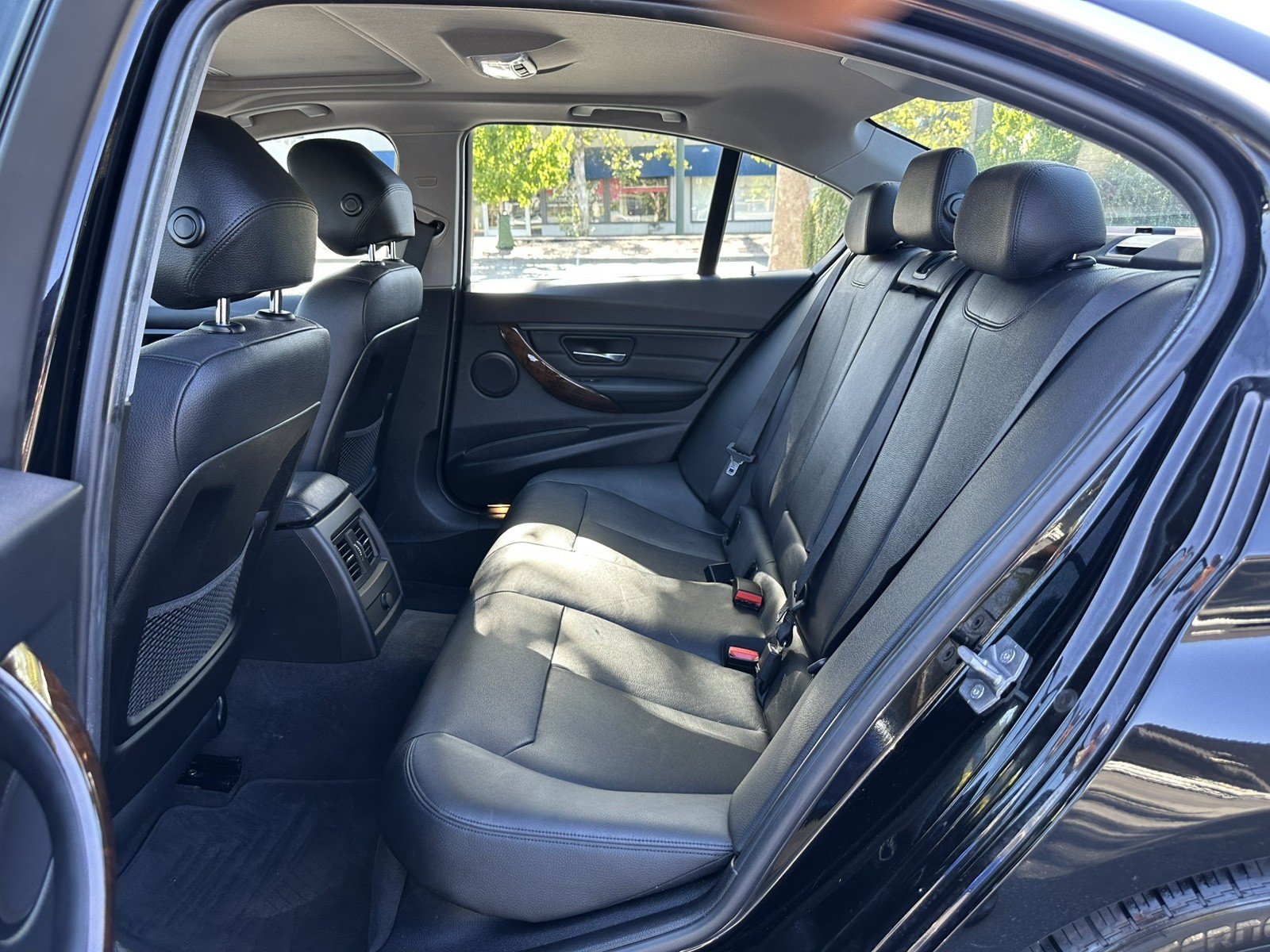 Used 2015 BMW 328i Sedan RWD image 25