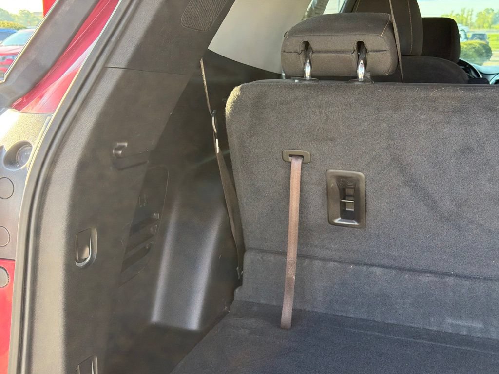 Used 2019 Chevrolet Traverse LT w/ LPO, Floor Liner Package AWD/4WD image 32