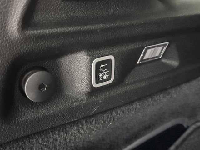 Used 2024 Jeep Grand Cherokee L Summit w/ Advanced Protech Group IV image 17