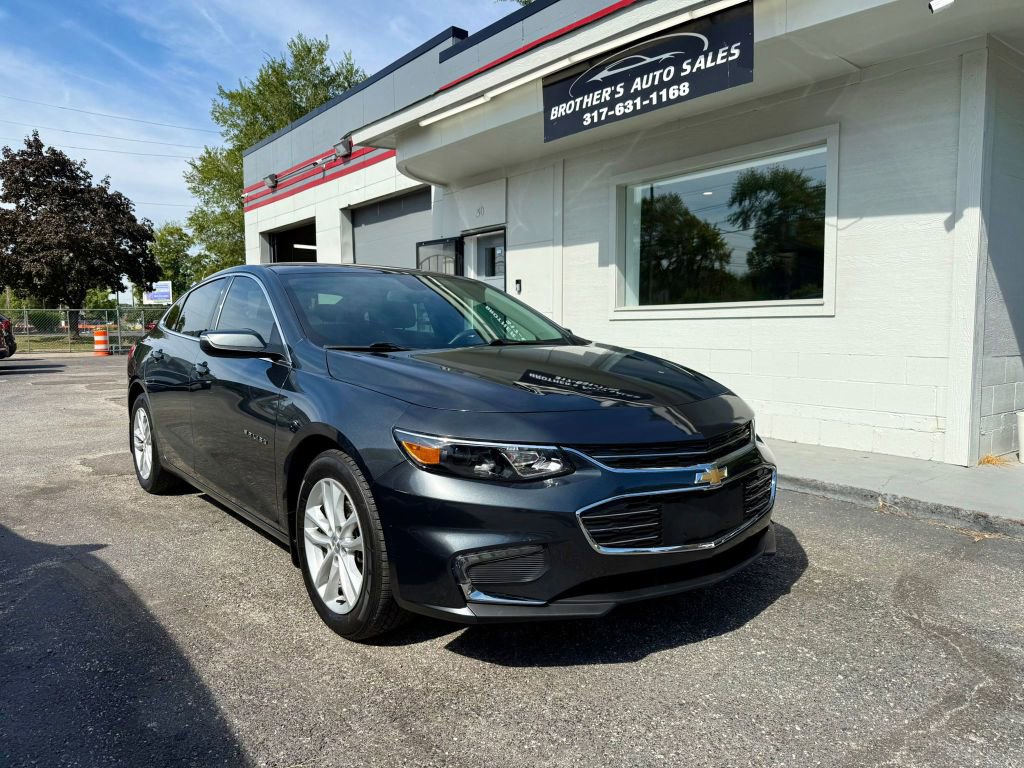 Used 2017 Chevrolet Malibu LT image 5