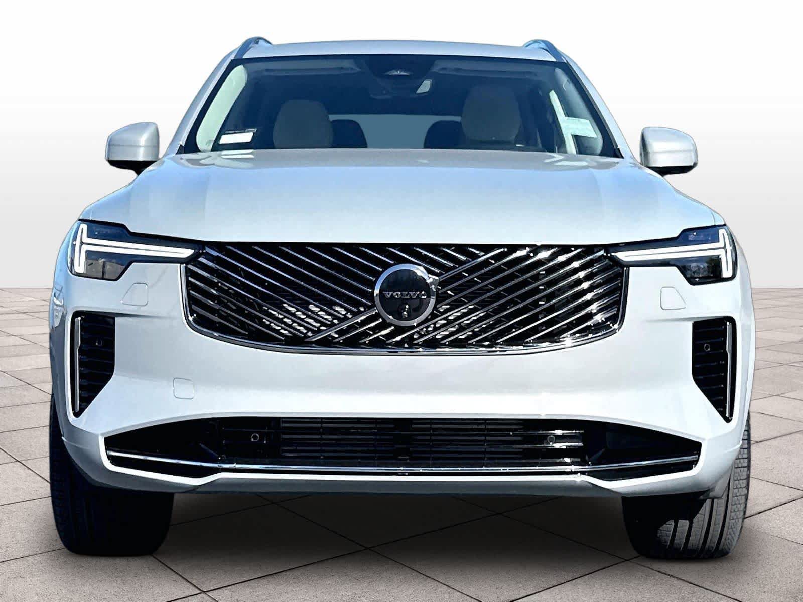 Used 2026 Volvo XC90 T8 Ultra w/ Protection Package Premier AWD/4WD image 3