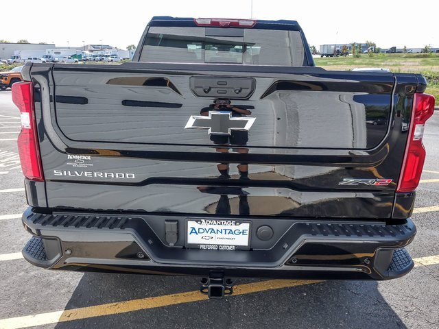 New 2026 Chevrolet Silverado 1500 ZR2 image 7