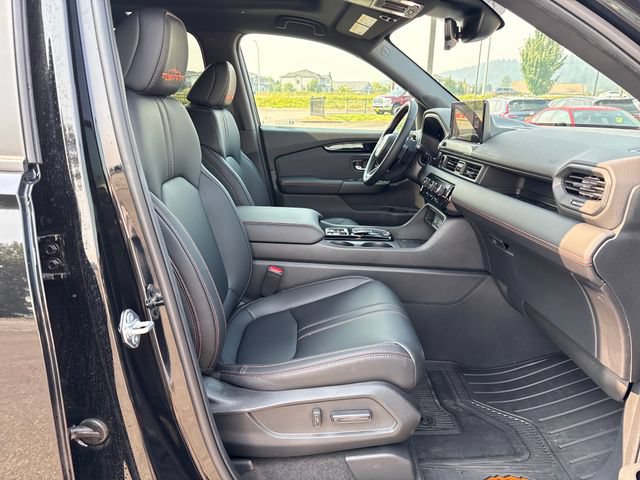 Used 2026 Honda Pilot TrailSport image 10