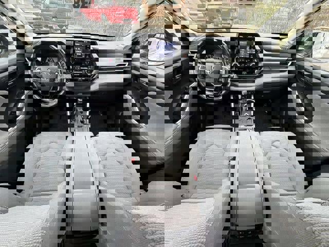 Used 2021 Toyota Highlander LE image 37