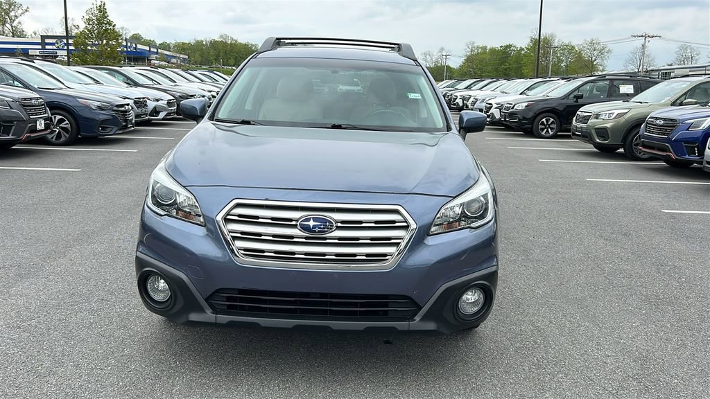 Used 2017 Subaru Outback 2.5i Premium AWD/4WD image 2