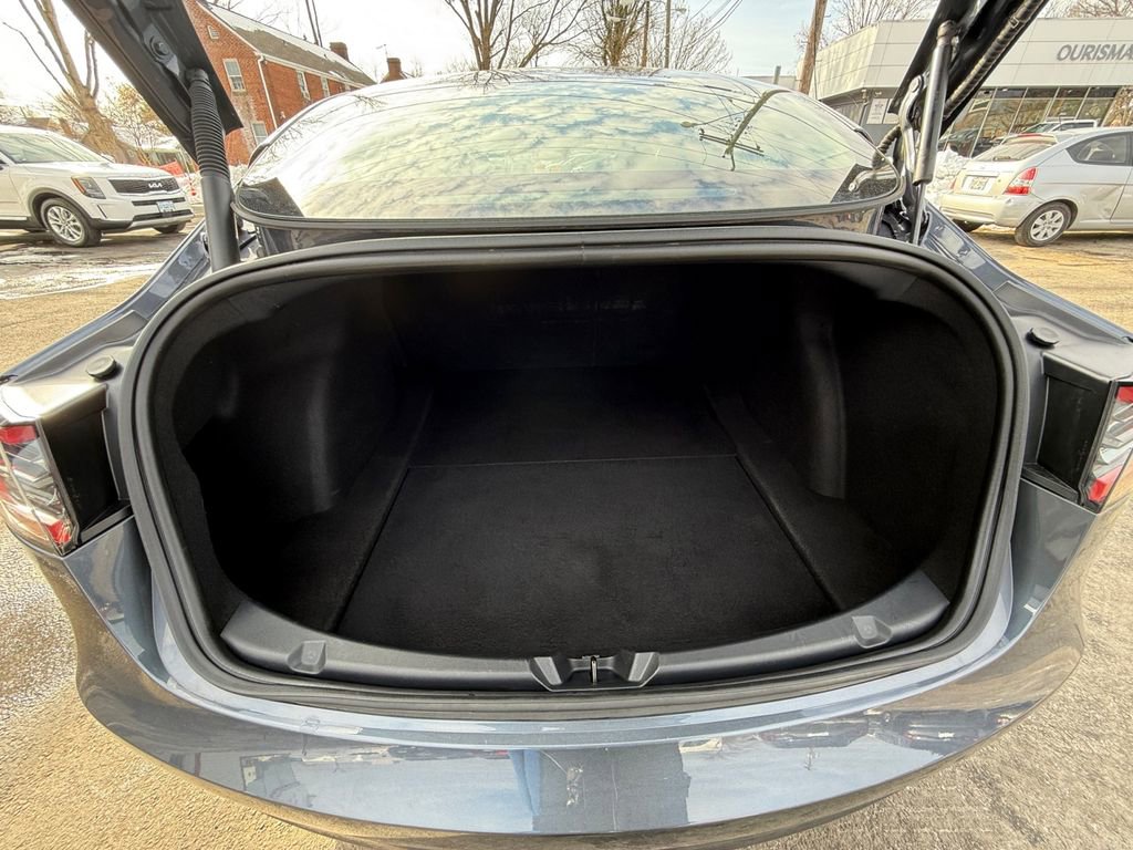 Used 2023 Tesla Model 3 Standard Range image 22
