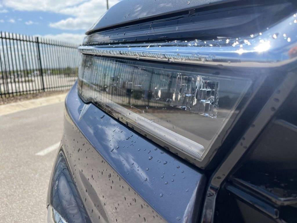 Certified 2025 Honda Pilot Touring image 14