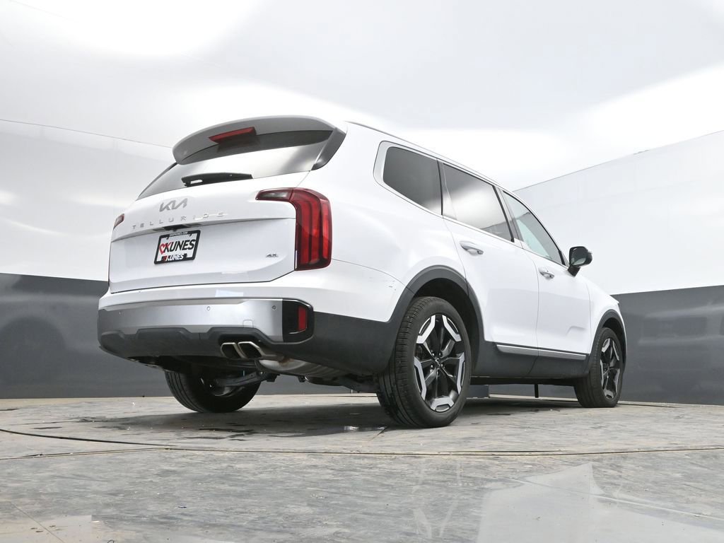 Used 2025 Kia Telluride S AWD/4WD image 36