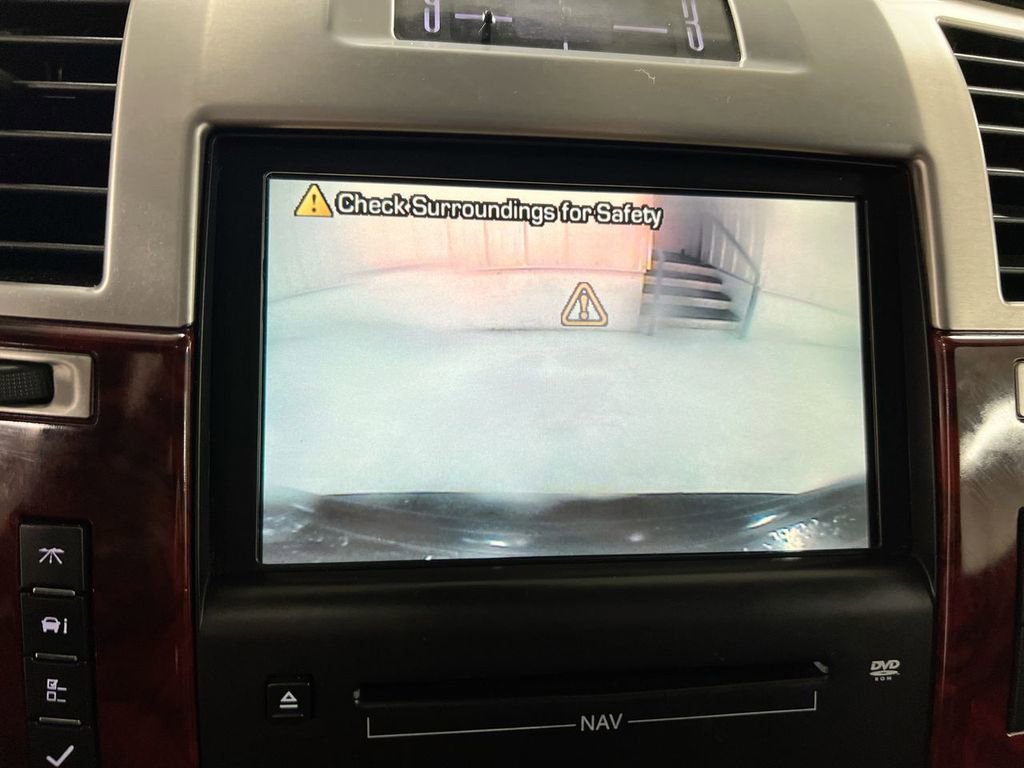 Used 2007 Cadillac Escalade AWD w/ Information Package image 15