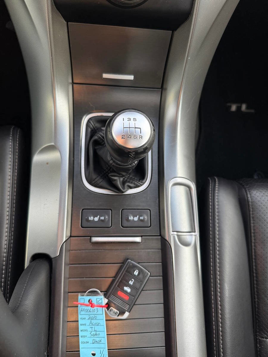 Used 2010 Acura TL SH-AWD image 33