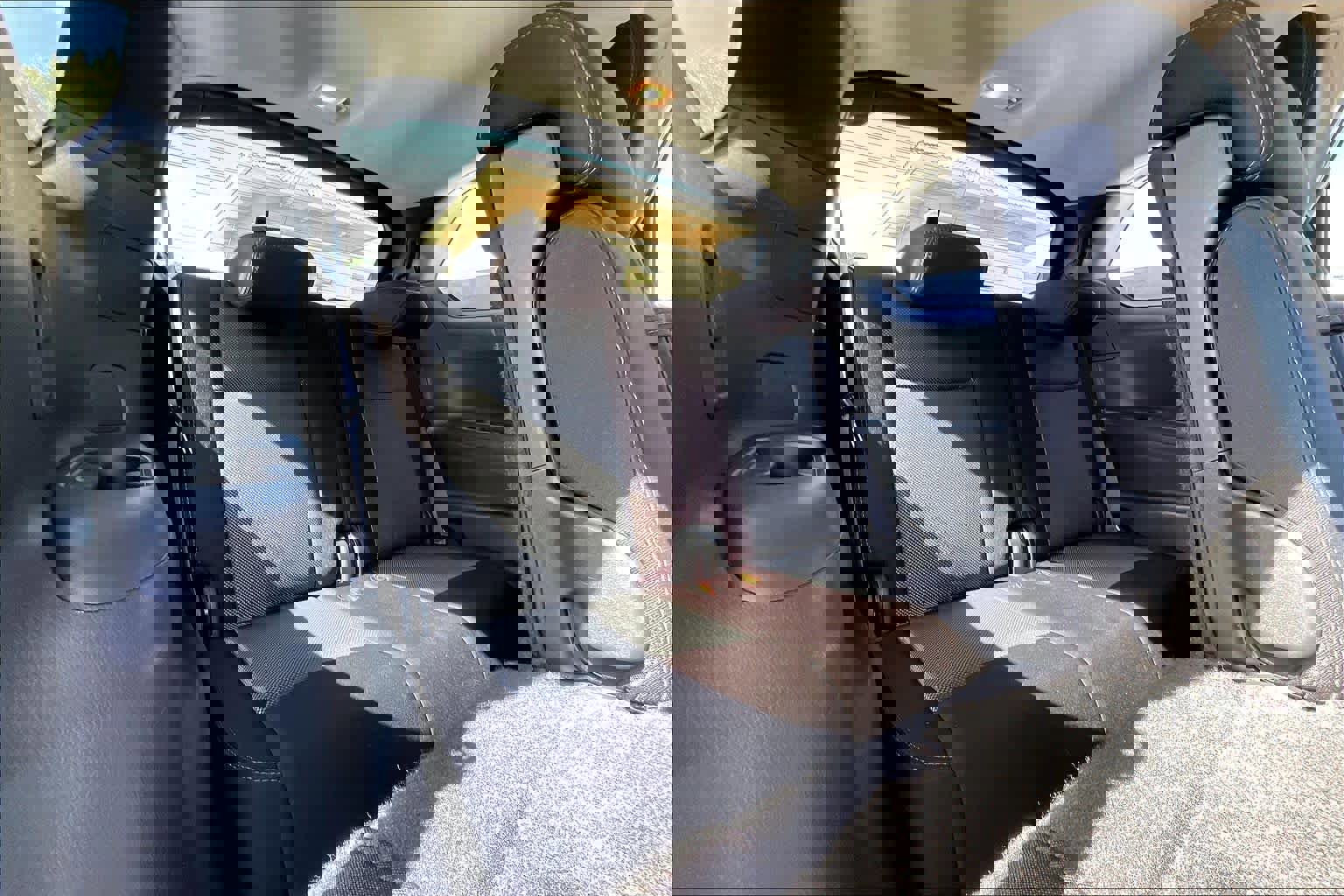 Used 2018 Nissan Pathfinder SV image 27