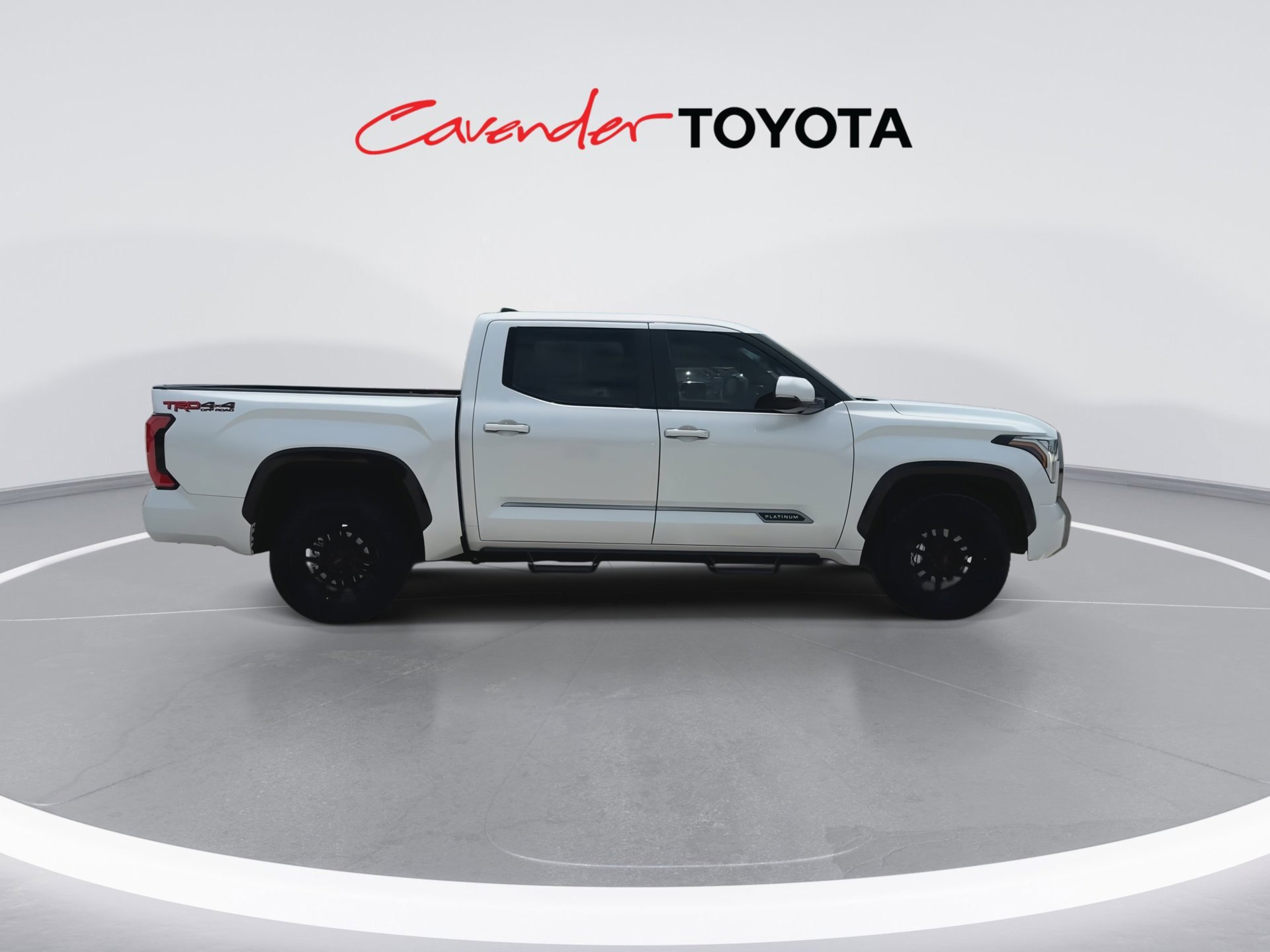 Used 2025 Toyota Tundra Platinum w/ TRD Off-Road Package AWD/4WD image 9