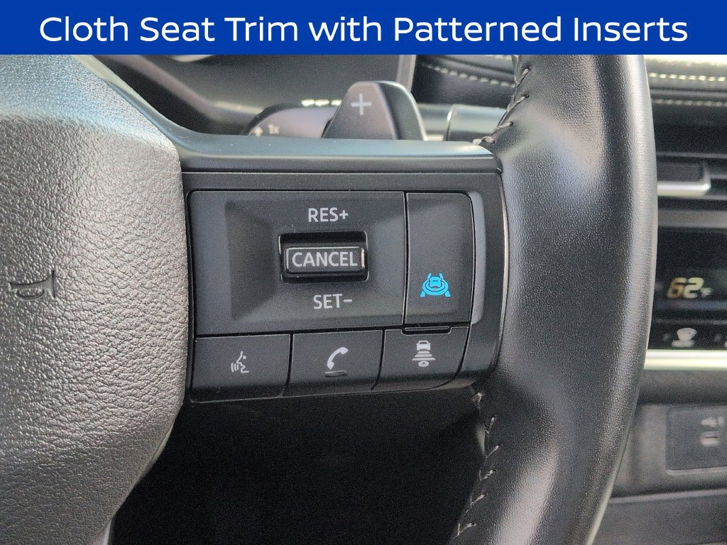 Used 2025 Nissan Rogue SV AWD/4WD image 15