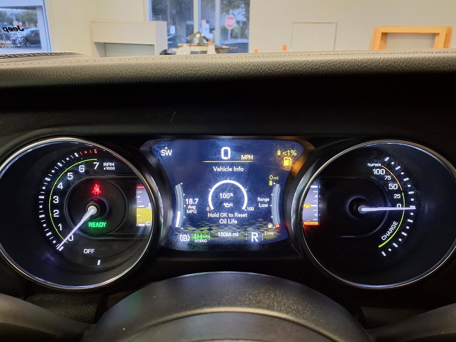 Used 2023 Jeep Wrangler Unlimited Sahara AWD/4WD image 33