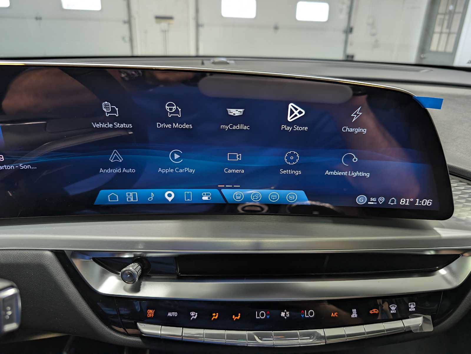 New 2027 Cadillac Lyriq Premium Luxury AWD/4WD image 22